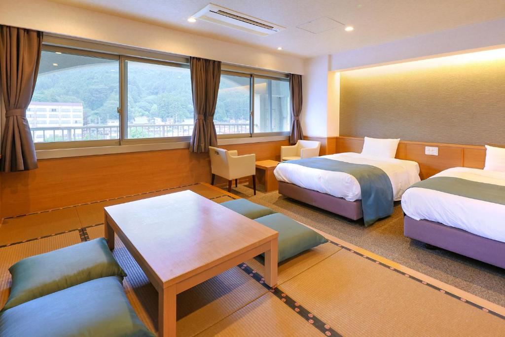 Ooedo Onsen Monogatari Premium Kinugawa Kanko Hotel - Modern Twin Room Con Area Tatami - Non Fumatori