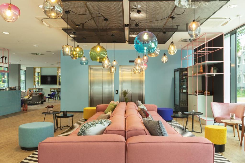 the niu, Belt Frankfurt Eschborn by IHG