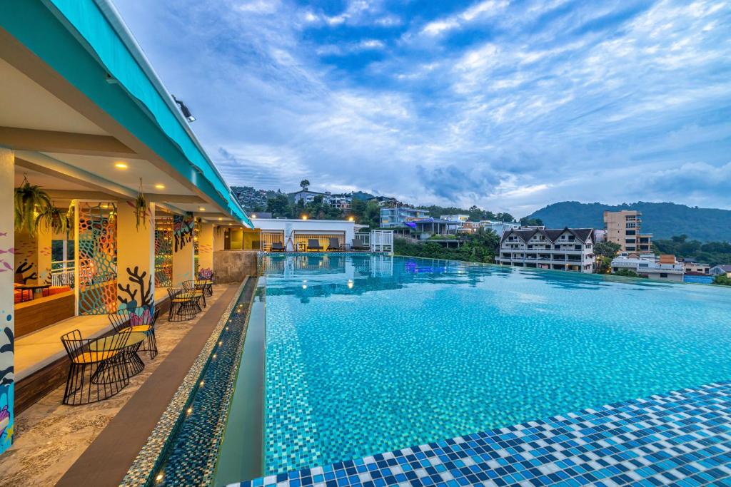 Kana Triple L Hotel Phuket?????3L?? - Resim 5