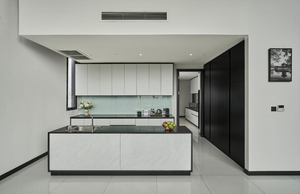 Luxcity Hotel & Apartment photo