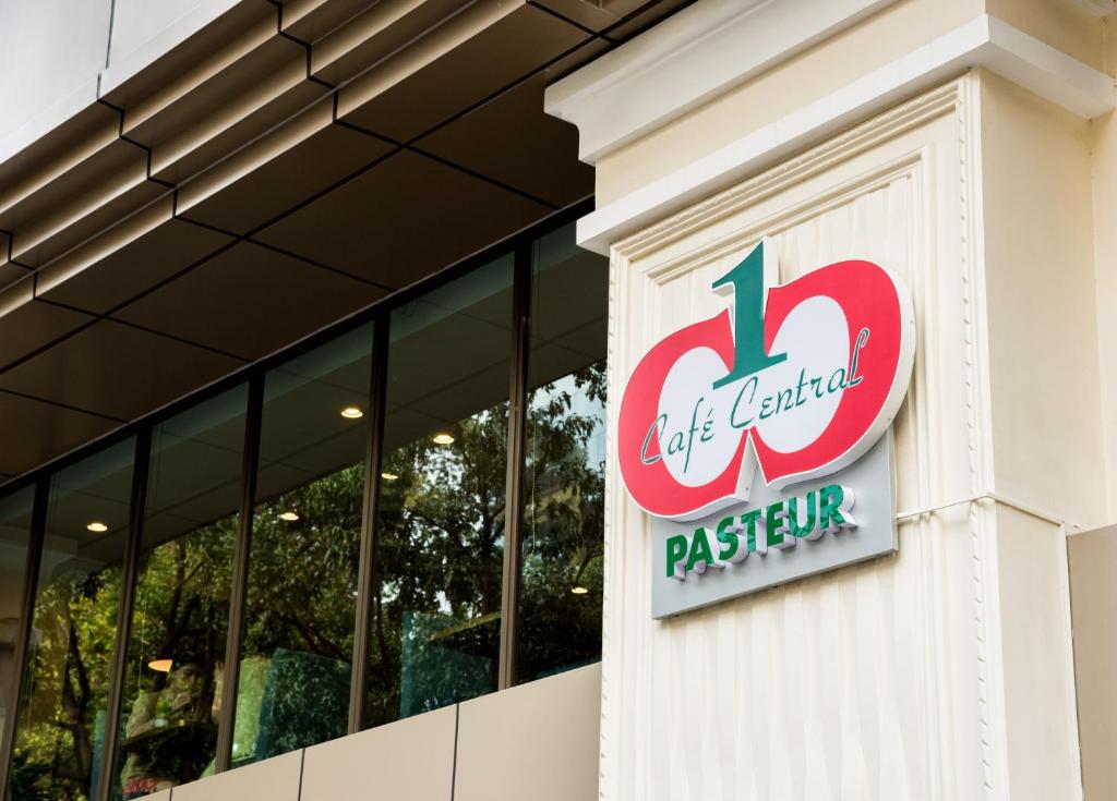 Sherwood Residence 6