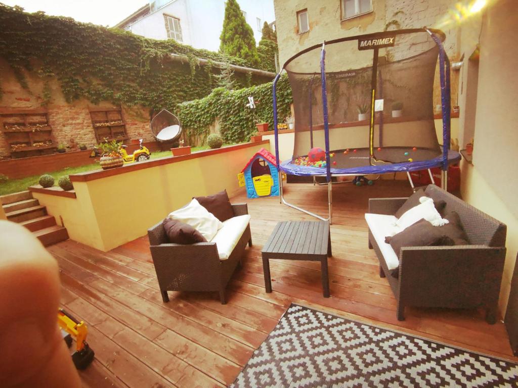 Fotografie z fotogalerie ubytování Apartmán v centre mesta Košice s terasou a záhradou v Košicích