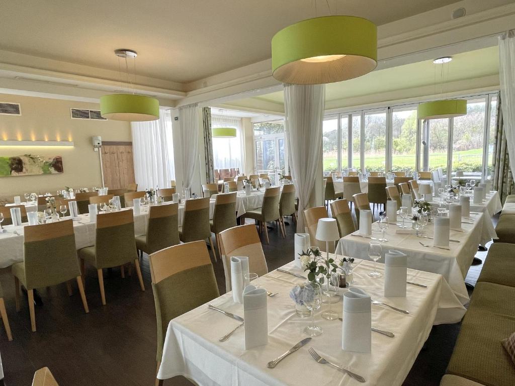 Restaurace v ubytování Hotel Restaurant FIDI