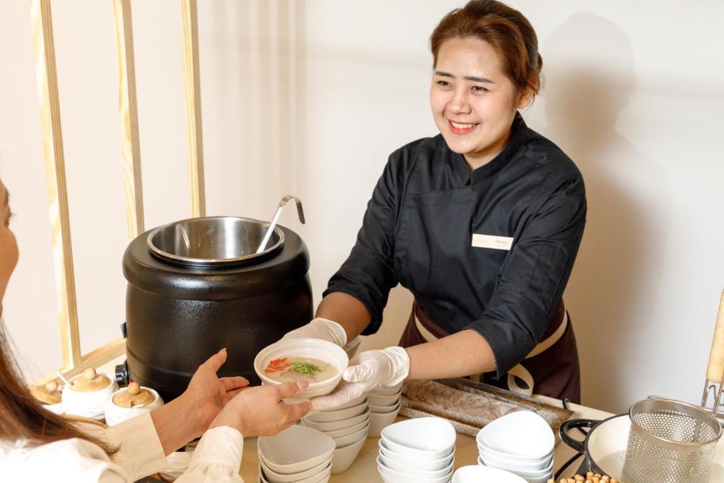 Nishitetsu Hotel Croom Bangkok Silom - Resim 29