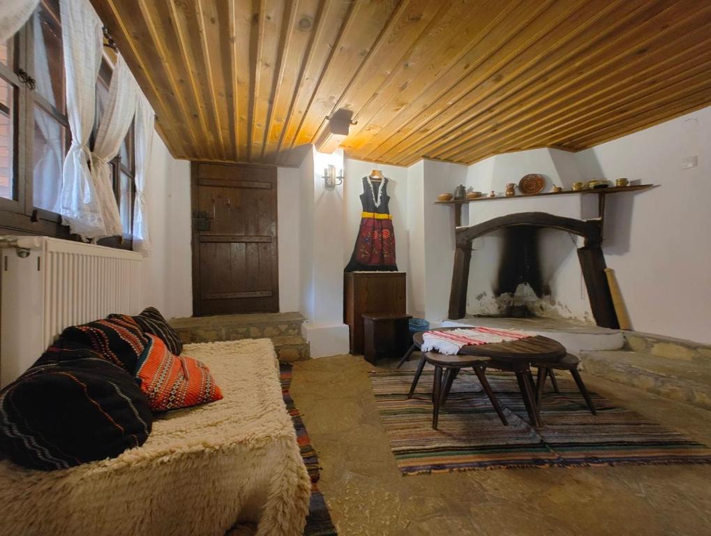 Fotografie z fotogalerie ubytování Хаджидимовата къща v destinaci Boženci