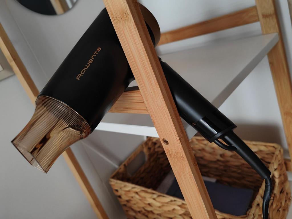 TV a/nebo společenská místnost v ubytování APARTMAN Tradicia