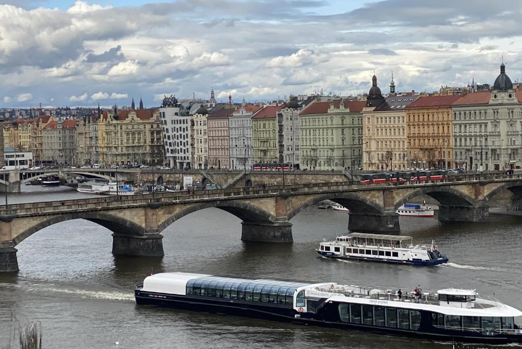 Výhled na řeku, která protéká v blízkosti ubytování v soukromí