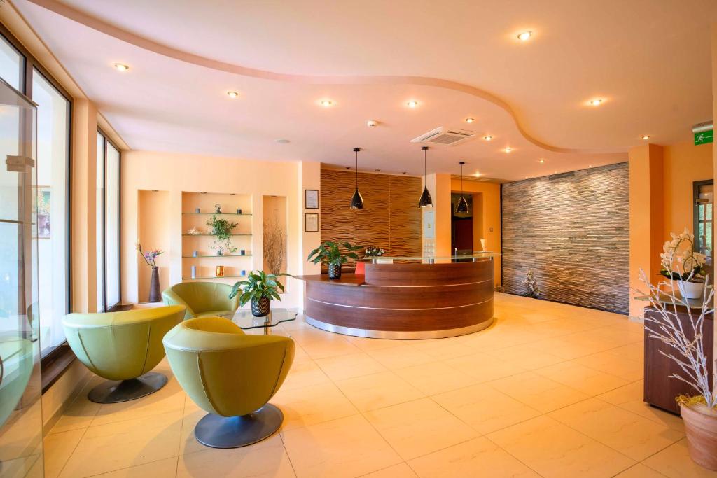Vstupní hala nebo recepce v ubytování Hotel Dziki Potok Karpacz Konferencje & SPA