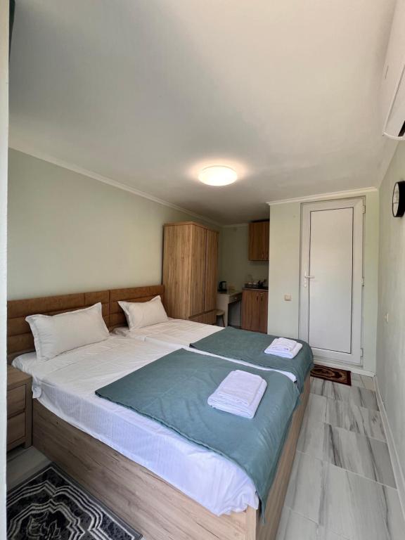 Postel nebo postele na pokoji v ubytování Cozy Haven