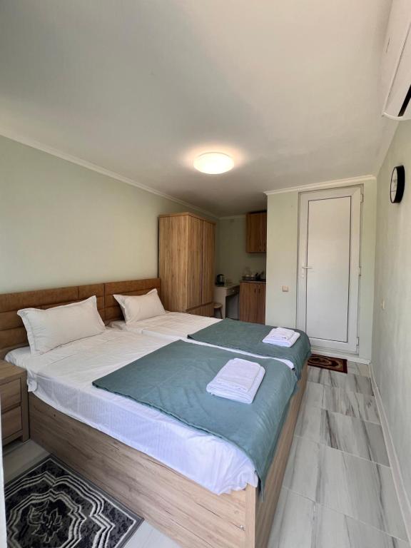 Postel nebo postele na pokoji v ubytování Cozy Haven