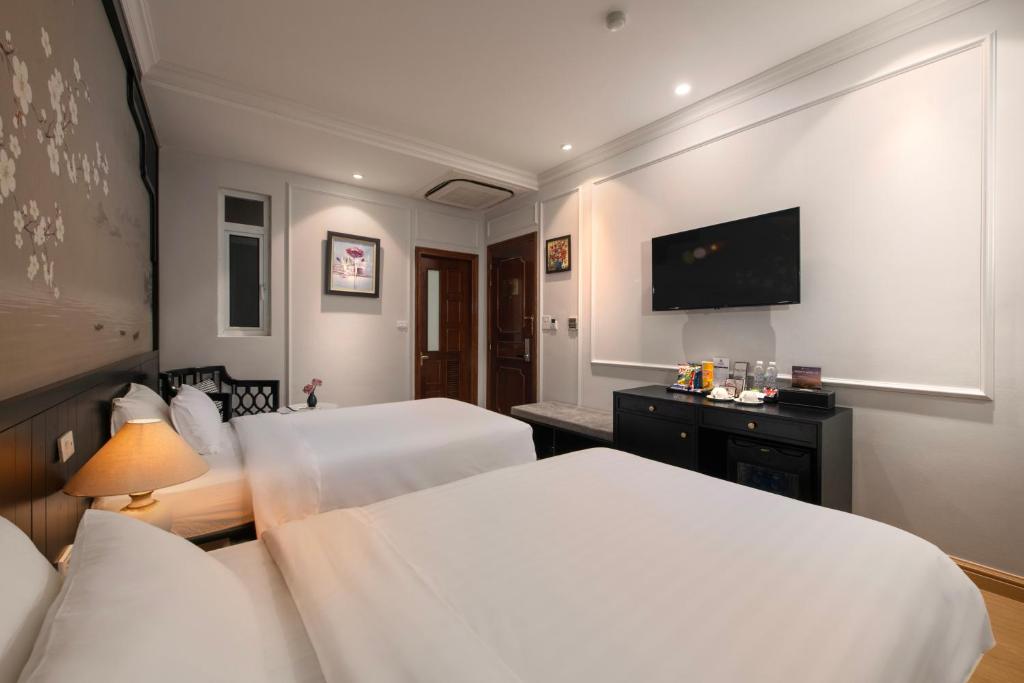 Serenata San de Hanoi Hotel - Deluxe Double Or Twin Room