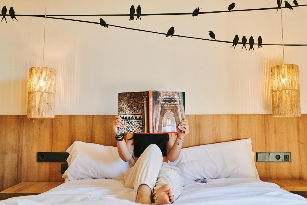 Postel nebo postele na pokoji v ubytování Toc Hostel Granada