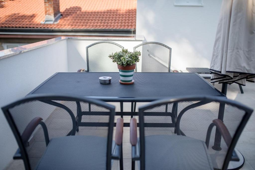 Балкон или терраса в Apartmet Jadran