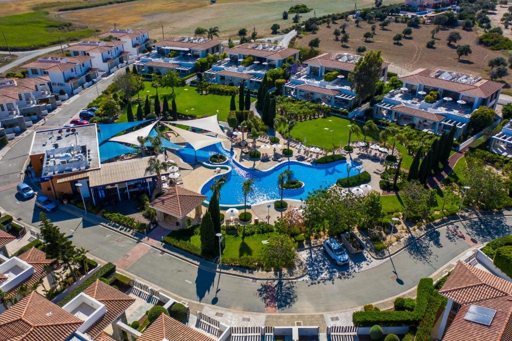 المسبح في Atlantis Gardens أو بالجوار