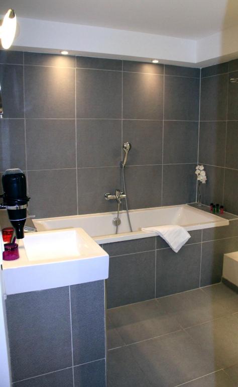 Hôtel des Arts - 10