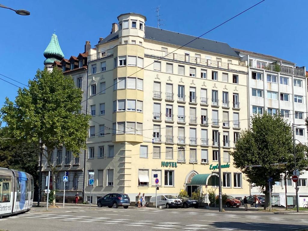 Budova, kde se hotel nachází