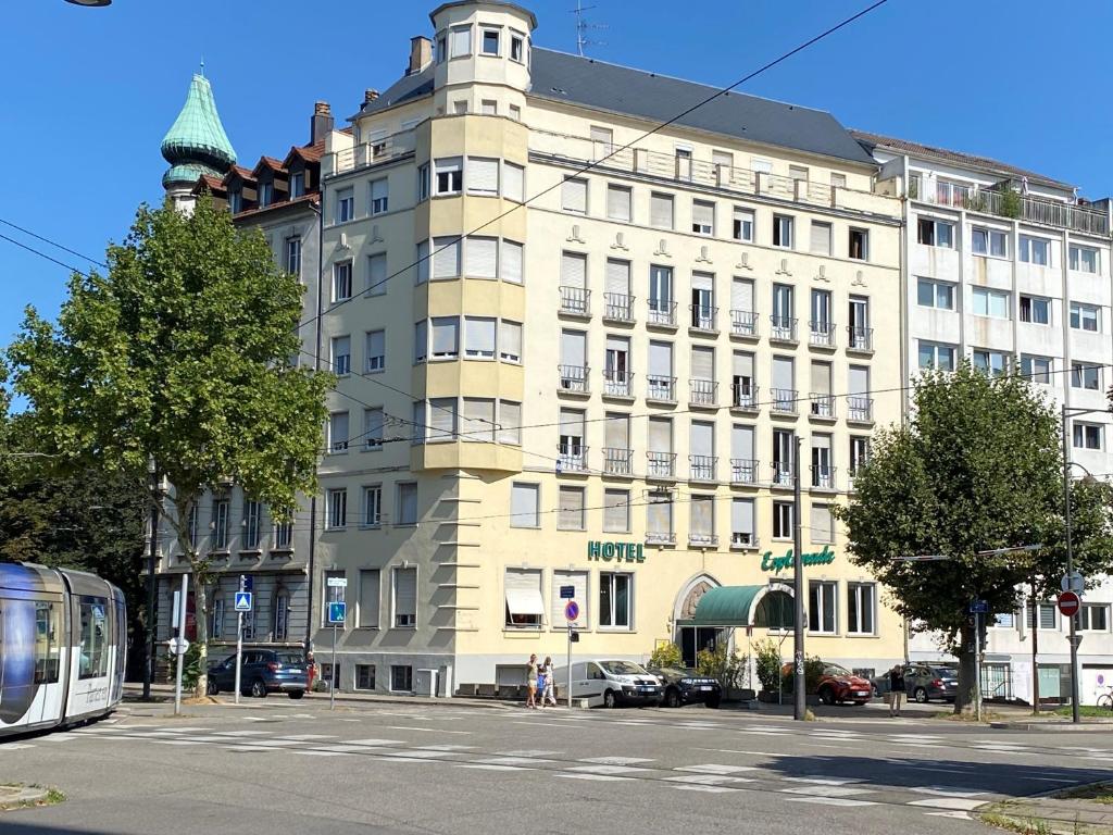 Budova, kde se hotel nachází
