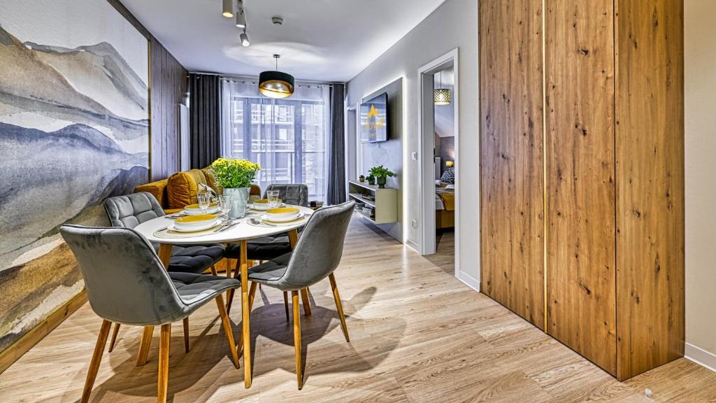 Źródło Izery przy gondoli VIP Sauna, Siłownia, Bawialnia by Royal Aparts - 19