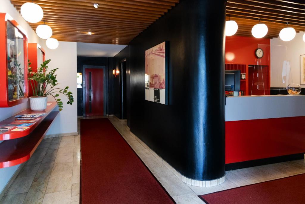 Fotografie z fotogalerie ubytování Hotel Meran Hallenbad & Sauna v destinaci Saarbrücken