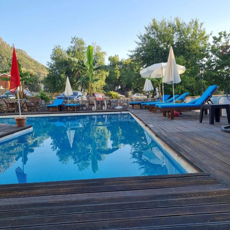 Bazén v ubytování ölüdeniz moonstar ayyıldız nebo v jeho okolí