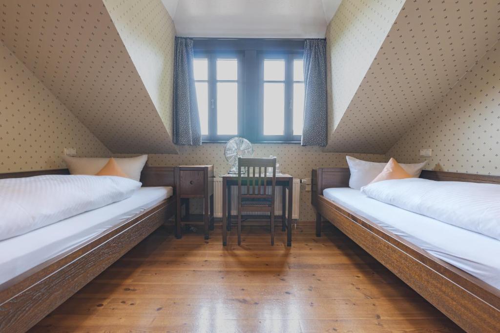 Burg Windeck ***S - Kamer Met Twee Eenpersoonsbedden
