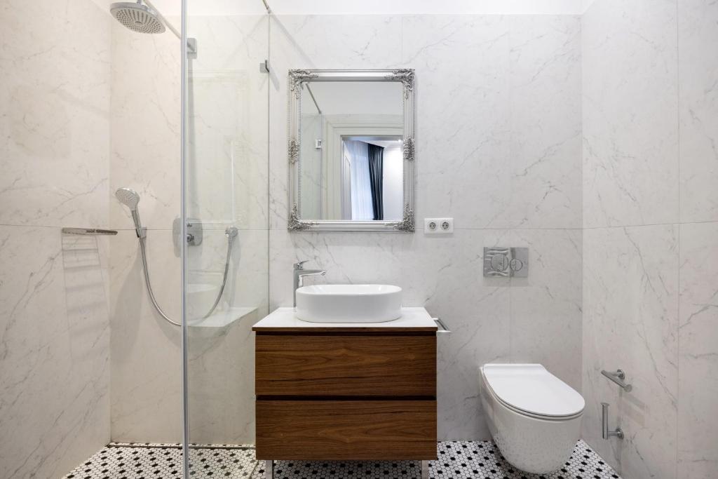 Kúpeľňa v ubytovaní ZOYA LUXURY RESIDENCE