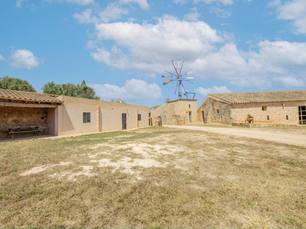 The building in which the holiday home is located