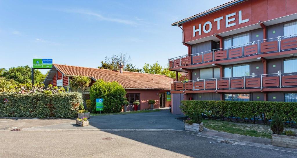 Budova, kde se hotel nachází