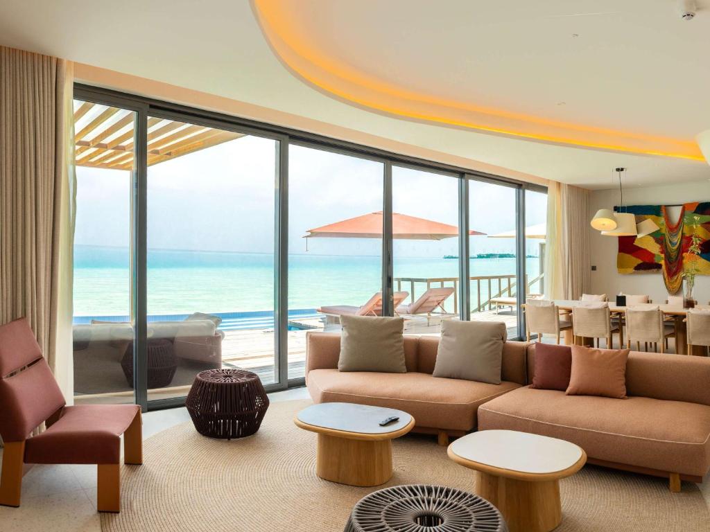 Posezení v ubytování SO/ Maldives