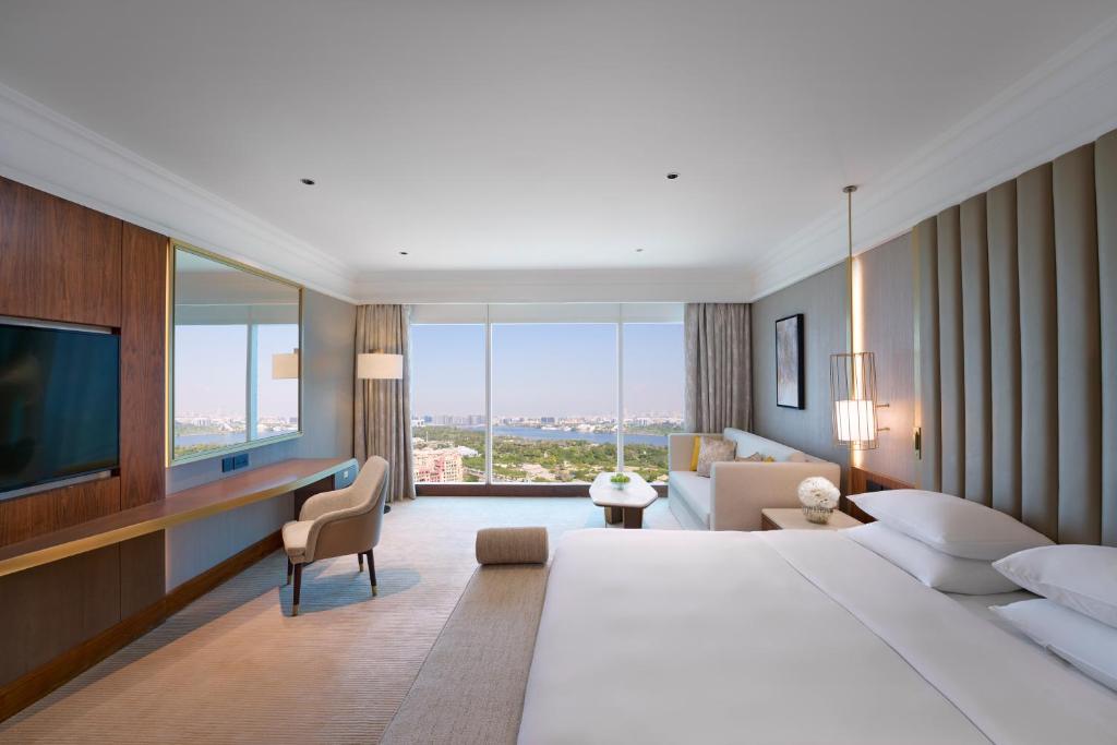 Grand Hyatt Dubai - 