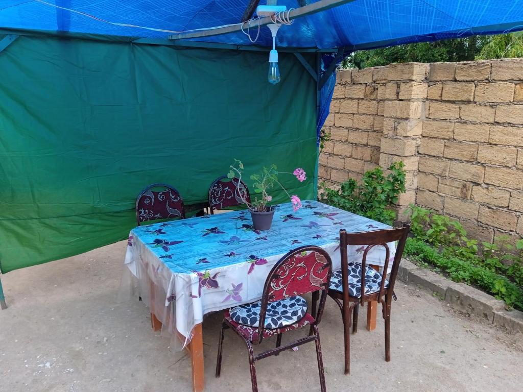 Guest house ROVSHEN