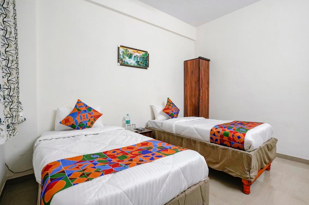 Postel nebo postele na pokoji v ubytování Hotel Comfort Caves