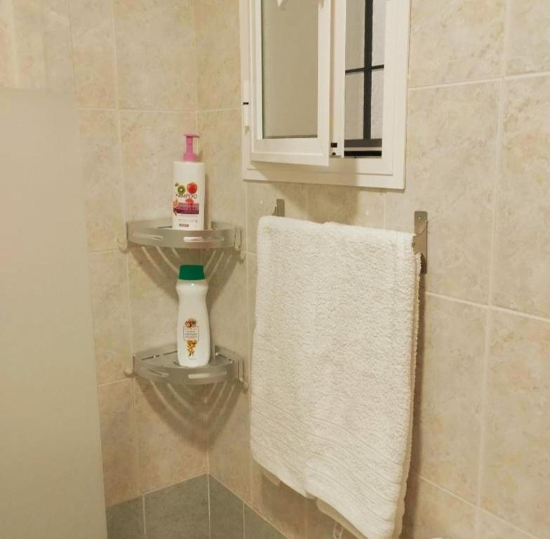 Ένα μπάνιο στο APARTAMENTO SOL