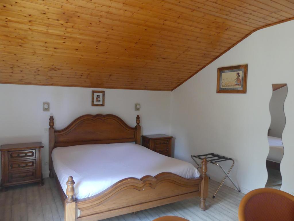 Postel nebo postele na pokoji v ubytování Auberge Obersolberg