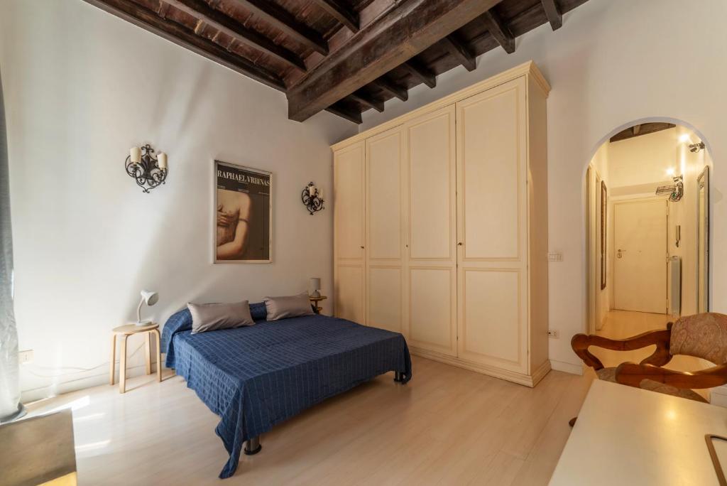 GuestHost - Fori Imperiali Pretty Apartment