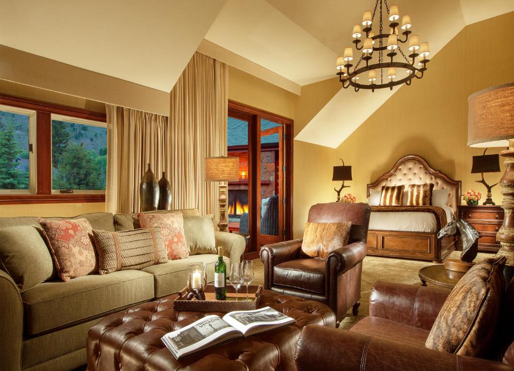 Rustic Inn Creekside - Grande Suite