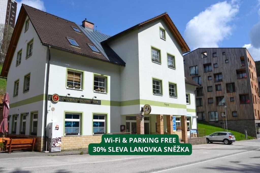 Budova, kde se apartmán nachází