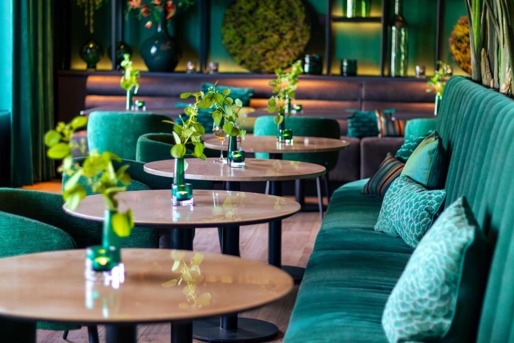 Posezení v ubytování Van der Valk Hotel Houten Utrecht