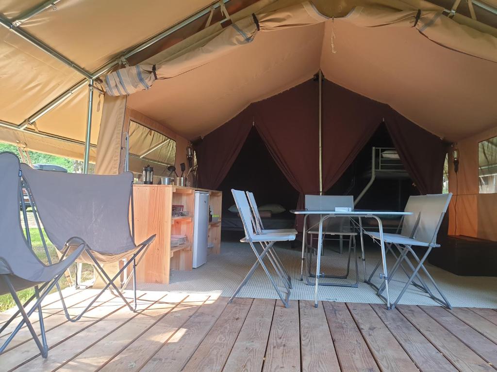 Zdjęcie z galerii obiektu Camping Onlycamp L'Orée d'Alsace w mieście Wasselonne