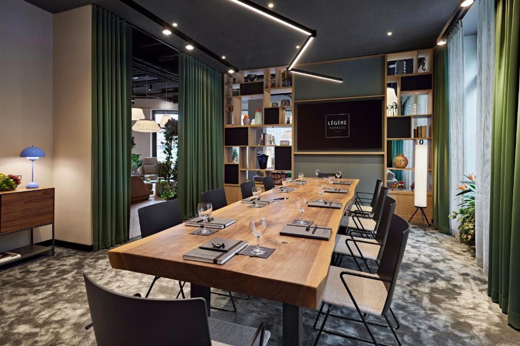 Restaurace v ubytování LÉGÈRE EXPRESS Leipzig