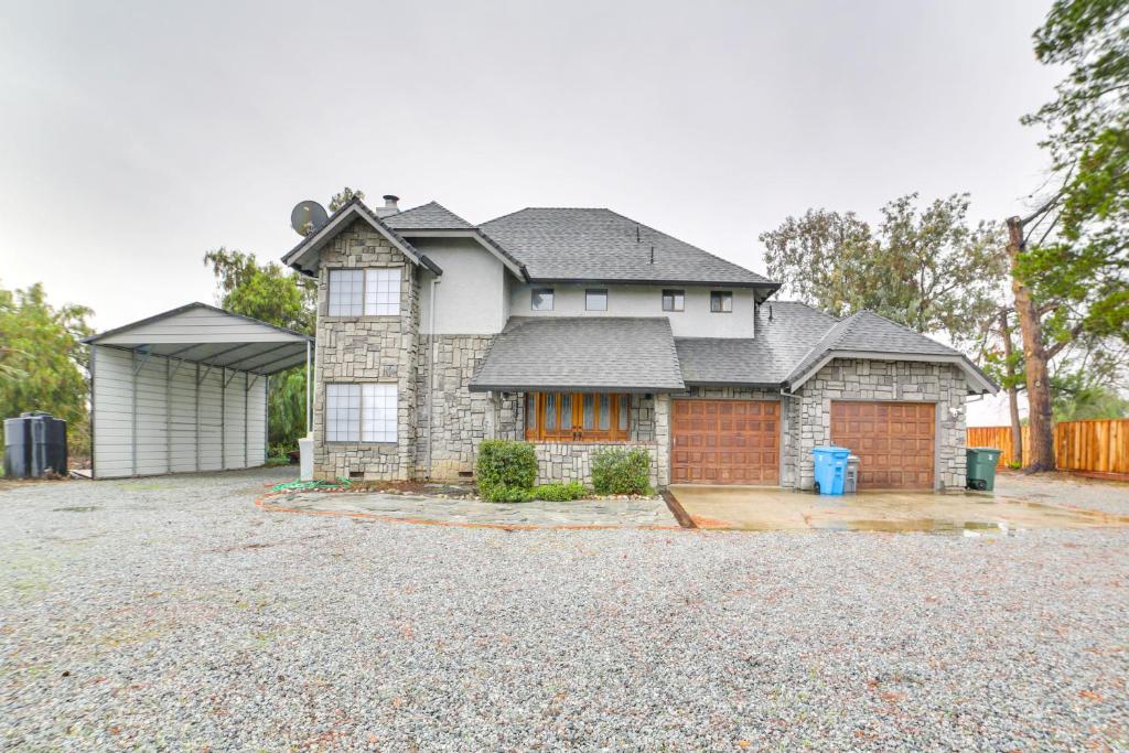 PetFriendly Hollister Getaway with Grill!, Hollister (updated prices 2024)