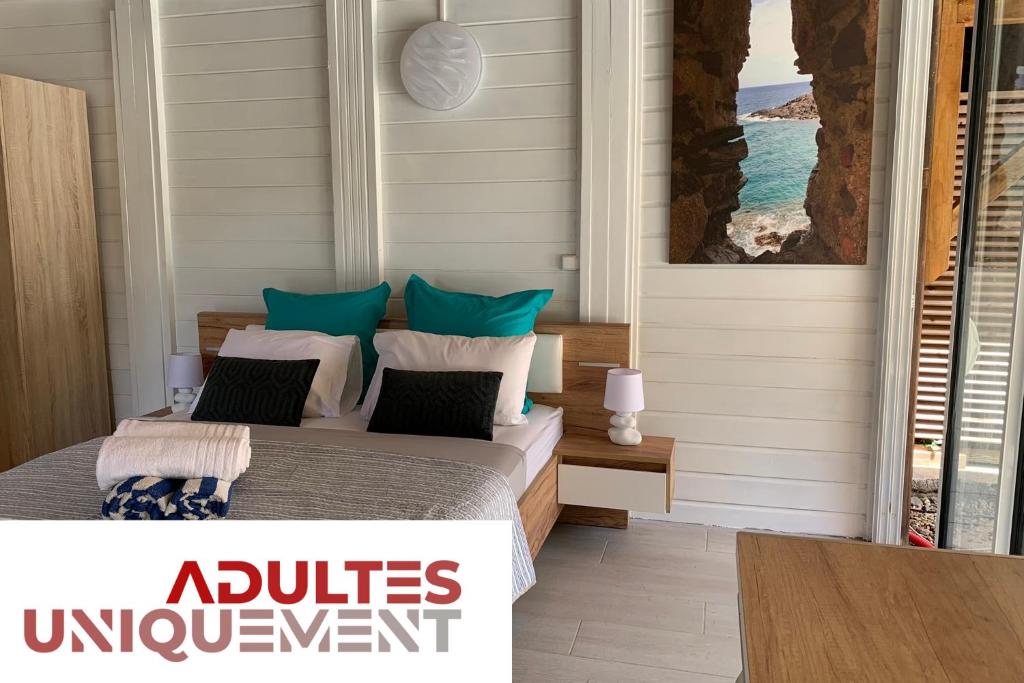 Fotografie z fotogalerie ubytování Suite Lagoon climatisée avec piscine, spa privatif v destinaci Rivière-Salée