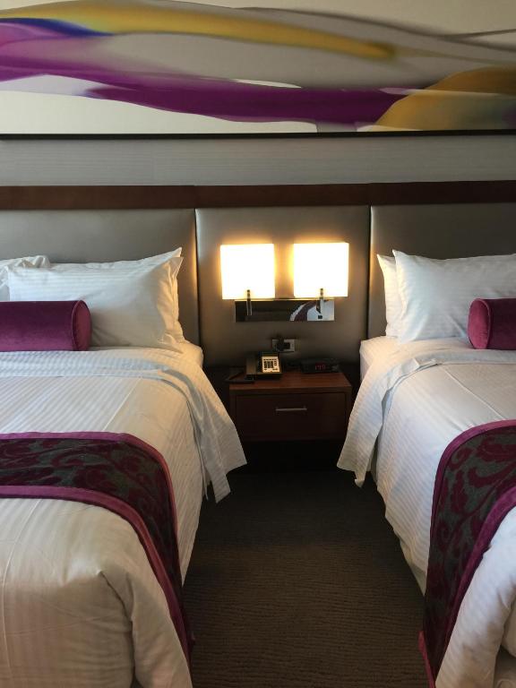 Parkwest Bicycle Casino - Deluxe Queenskamer Met Twee Queensize Bedden