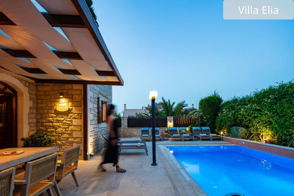 Basen w obiekcie Atsipopoulo Villas lub w pobliżu