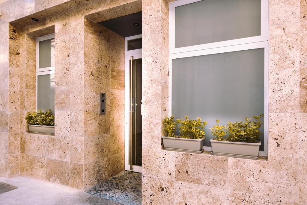 51HH Apartments - 19