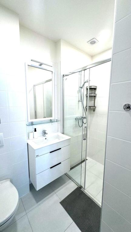 Hillside Studios - 10