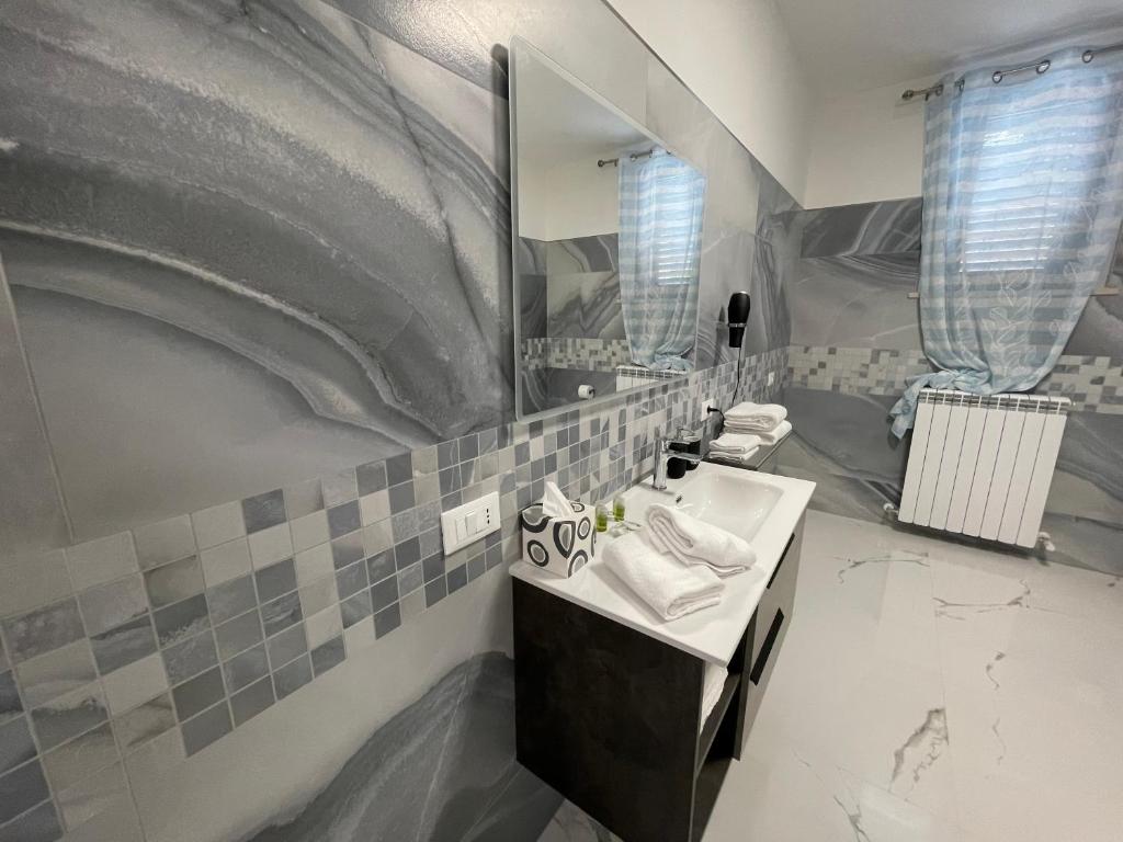 OrizzonteMare - Quadruple Room With Private Bathroom