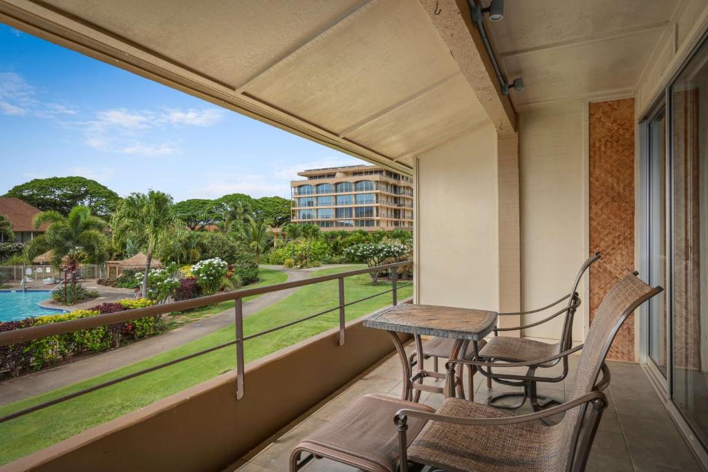 Bazén v ubytování Aston Maui Kaanapali Villas nebo v jeho okolí
