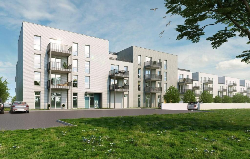 オルペニッツにあるLou's Budeの前に停車した建物の表示