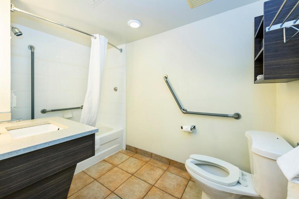 Grand Park Hotel & Suites Downtown Vancouver, Ascend Hotel Collection - Queen Room - Disabili / Non Fumatori